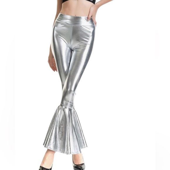 Women’s High Waisted Metallic Silver Flare Disco Pants - Size Large - Picture 3 of 5